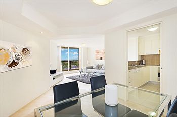 Wyndel Apartments - Shoremark - Accommodation Noosa 5