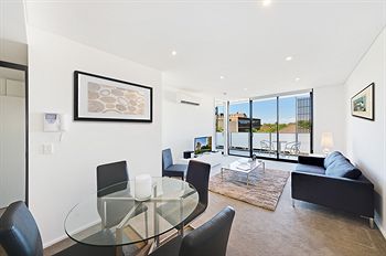 Wyndel Apartments - Bertram - Accommodation Noosa 5