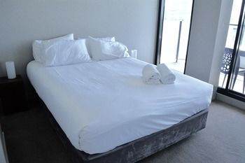 Apartments Melbourne Domain - South Melbourne - Accommodation Noosa 37