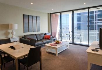Apartments Melbourne Domain - Docklands - Accommodation Noosa 15