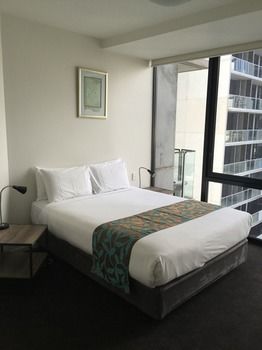 Apartments Melbourne Domain - Docklands - Accommodation Noosa 27