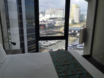 Apartments Melbourne Domain - Docklands - Accommodation Noosa 28