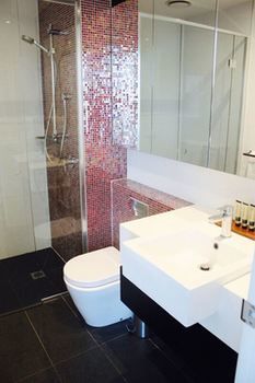 Apartments Melbourne Domain - Docklands - Accommodation Noosa 33