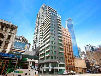 Melbourne Holiday Apartments At Northbank â€“ Downie Street - Accommodation Noosa 5