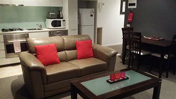 Melbourne Holiday Apartments At Northbank â€“ Downie Street - Accommodation Noosa 8