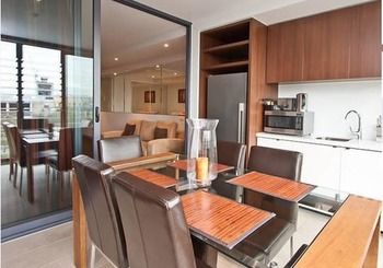 Melbourne Holiday Apartments At Northbank â€“ Downie Street - Accommodation Noosa 14