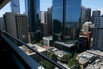 Aura On Flinders Serviced Apartments - Accommodation Noosa 14