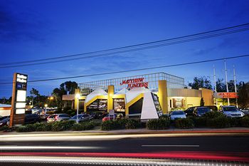 Matthew Flinders Hotel - Accommodation Noosa 1