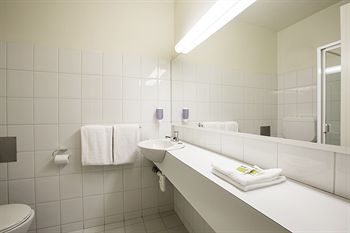 Matthew Flinders Hotel - Accommodation Noosa 6
