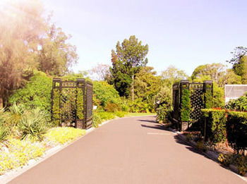 Guilfoyle Apartments - Accommodation Noosa 7