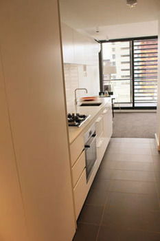 Guilfoyle Apartments - Accommodation Noosa 24