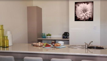 H Boutique Hotel - Accommodation Noosa 22