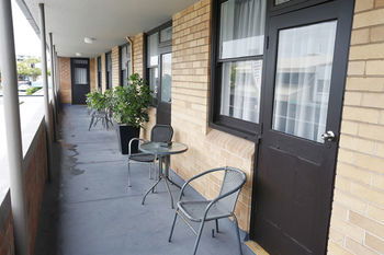 The Lakes Hotel - Accommodation Noosa 14
