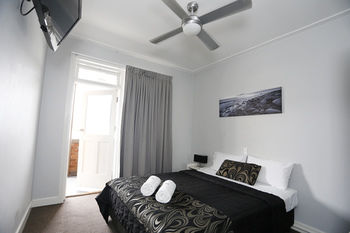 The Lakes Hotel - Accommodation Noosa 29