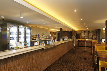 The Lakes Hotel - Accommodation Noosa 49