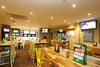 The Lakes Hotel - Accommodation Noosa 51