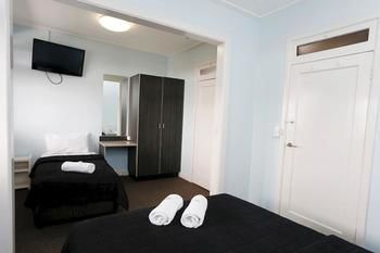 The Lakes Hotel - Accommodation Noosa 57