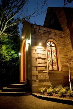 Elizabethan Lodge - Accommodation Noosa 11