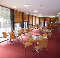 Dingley International Hotel - Accommodation Noosa