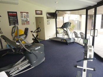 Dingley International Hotel - Accommodation Noosa 13