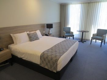 Dingley International Hotel - Accommodation Noosa 18
