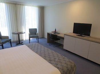 Dingley International Hotel - Accommodation Noosa 19
