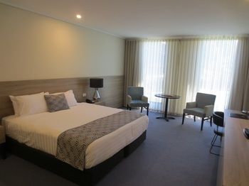 Dingley International Hotel - Accommodation Noosa 20