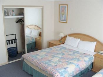 Darling Apartments - Accommodation Noosa 1