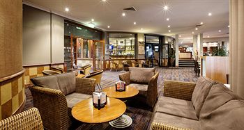 Meadow Inn Hotel-Motel - Accommodation Noosa 3