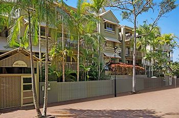 #2 Hastings Street - Accommodation Noosa 6