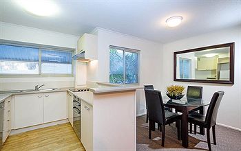 #2 Hastings Street - Accommodation Noosa 15