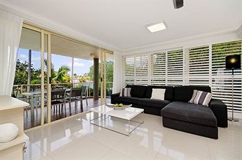 #2 Hastings Street - Accommodation Noosa 28