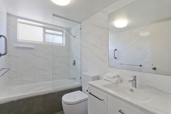 #2 Hastings Street - Accommodation Noosa 49
