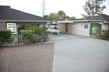 Colonial Terrace Motor Inn - Accommodation Noosa 12