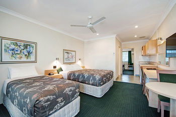 Colonial Terrace Motor Inn - Accommodation Noosa 27
