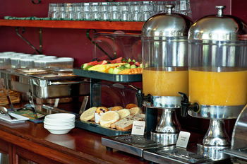 Colonial Terrace Motor Inn - Accommodation Noosa 35