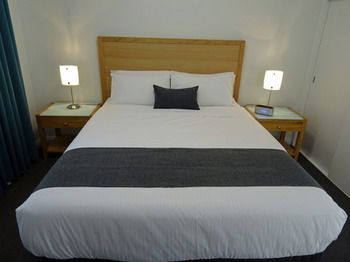 Best Western Fawkner Suites & Serviced Apartments - Accommodation Noosa 0