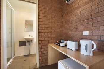Colyton Hotel - Accommodation Noosa 19