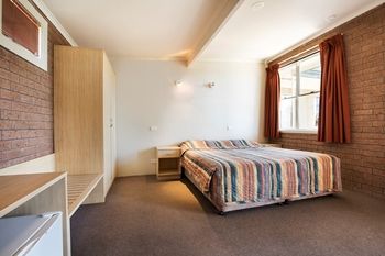 Colyton Hotel - Accommodation Noosa 22