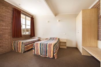 Colyton Hotel - Accommodation Noosa 23