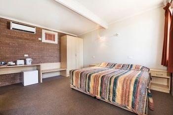 Colyton Hotel - Accommodation Noosa 28