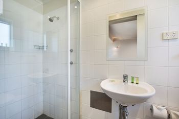 Colyton Hotel - Accommodation Noosa 29