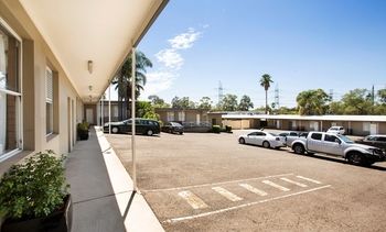 Colyton Hotel - Accommodation Noosa 35