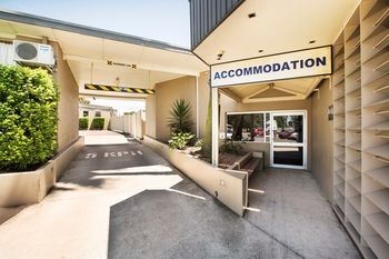 Colyton Hotel - Accommodation Noosa 42
