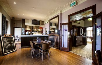 Pymble Hotel - Accommodation Noosa 10