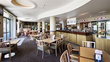 Pritchards Hotel - Accommodation Noosa 15