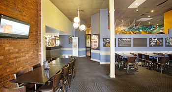 Parkway Hotel - Accommodation Noosa 3
