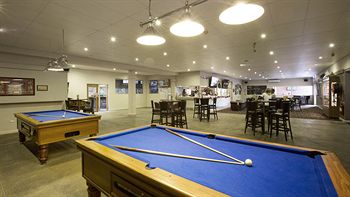 Parkway Hotel - Accommodation Noosa 6