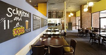 Parkway Hotel - Accommodation Noosa 15