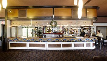 Parkway Hotel - Accommodation Noosa 16